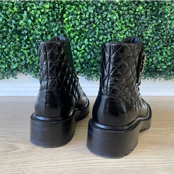 Chanel Combat Boots Size 39 ✨ - Picture 4 of 5